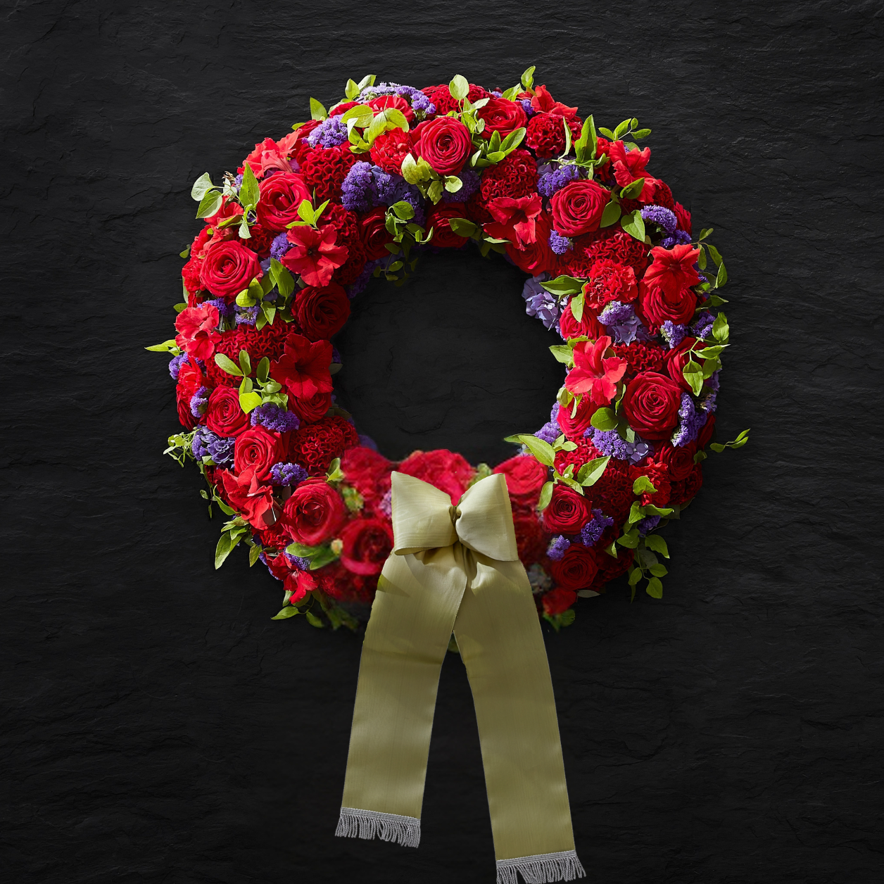 Bild 3: Blau & Rot als spezielles Farbenspiel – Lassen Sie uns wissen welche Farbkombination Sie für Ihren Trauerfall gerne haben möchten.